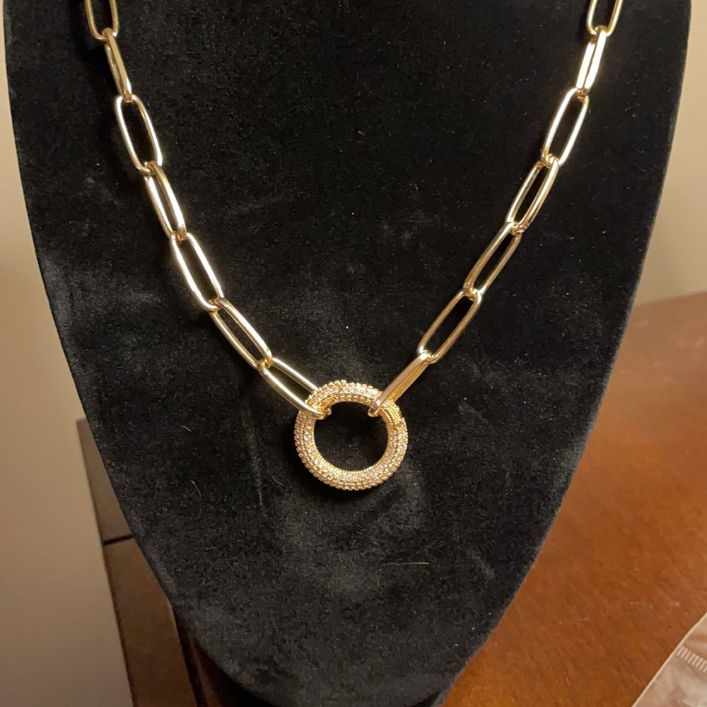 Hila necklace
